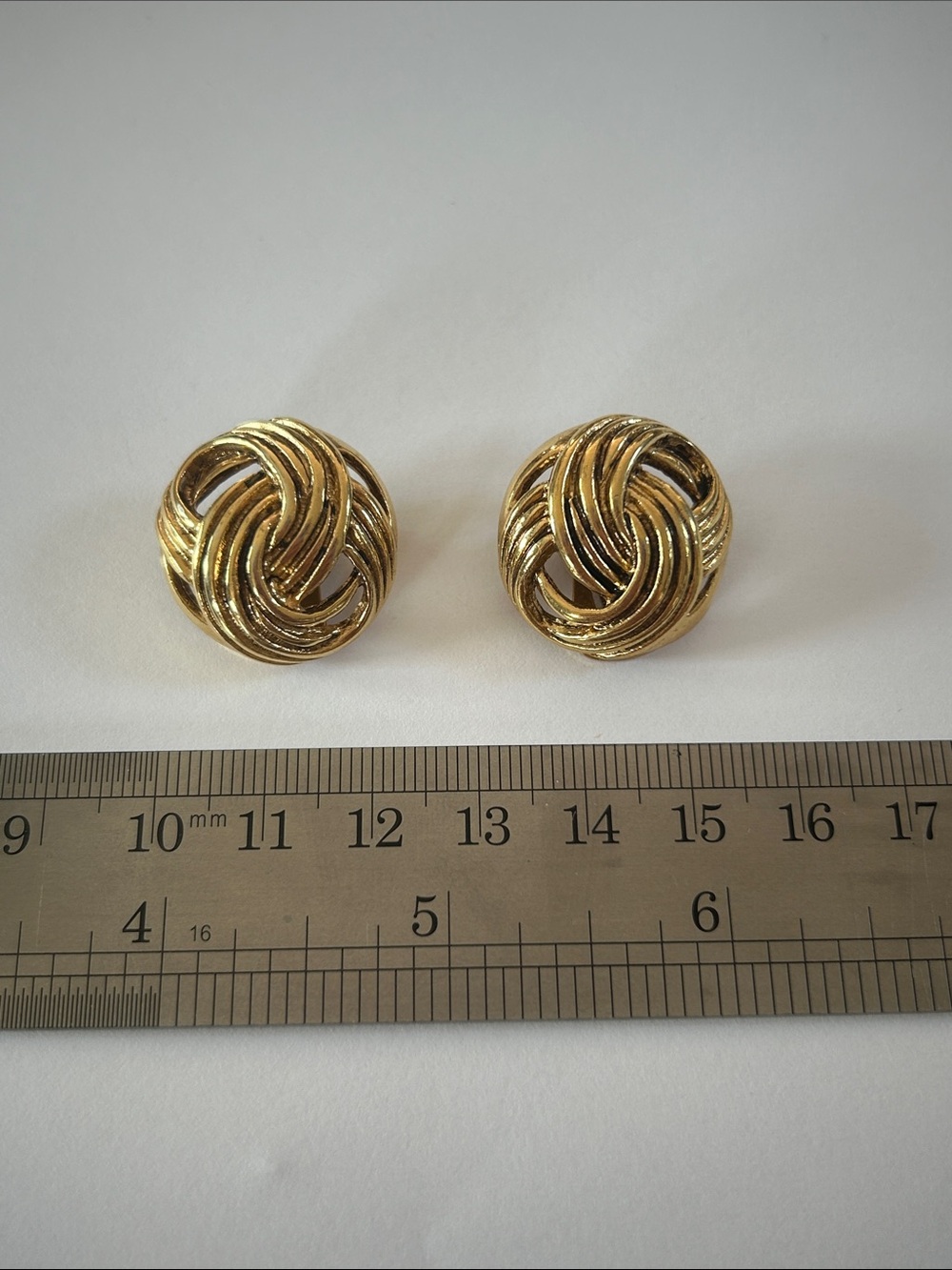 Vendome Gold Clip On Earrings 80s Disco Vintage Statement Daily Elegant SATC